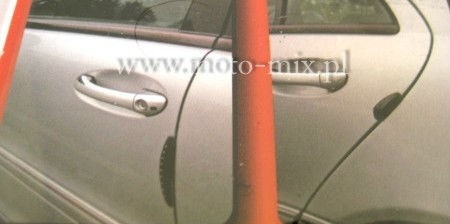 Odbojniki na drzwi CZARNE 2x130+80 MM Odbojniki na drzwi CZARNE 2x130+80 MM